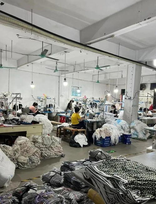 服裝工廠衛生都搞不好,就不要談產品質量了