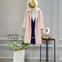 杭州情侶服飾貿(mào)易公司 專注品牌女裝與精品服飾的專業(yè)供應商
